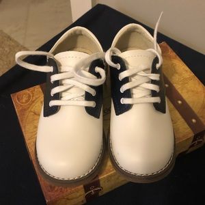 Footmates Navy/White. Size 8.5 (both medium and wide inserts).